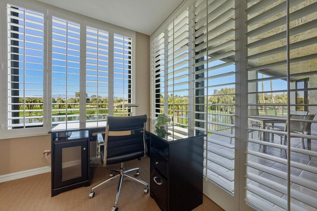 910 Island Drive 408, Rancho Mirage, CA 92270
