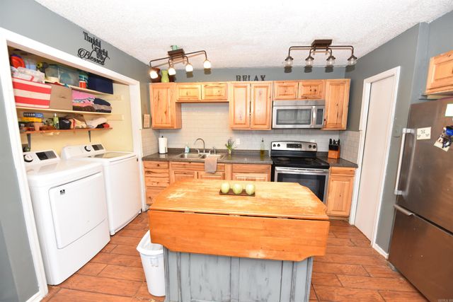 108 Jonas Court, Fairfield Bay, AR 72088