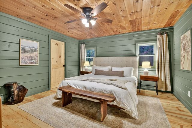 50 Lakeview Dr, Cherry Log, GA 30522