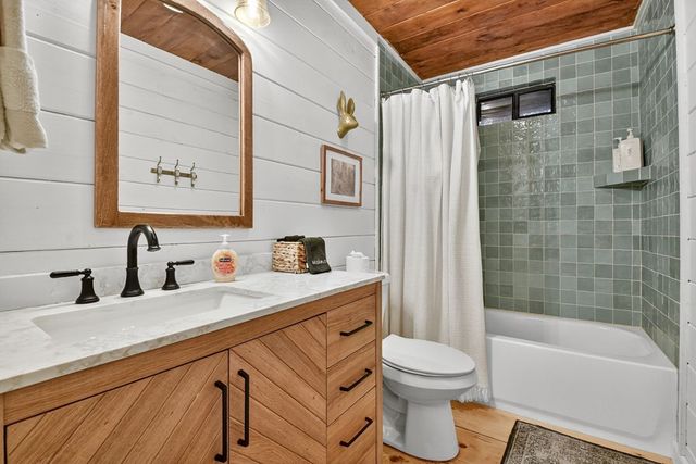 50 Lakeview Dr, Cherry Log, GA 30522