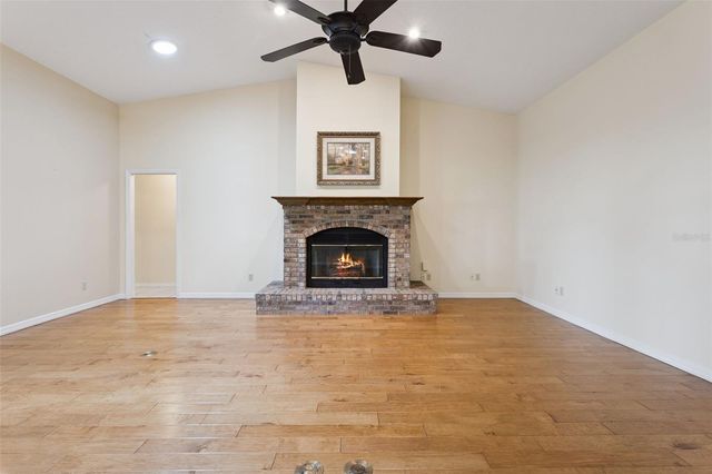 34035 PARK LANE, Leesburg, FL 34788