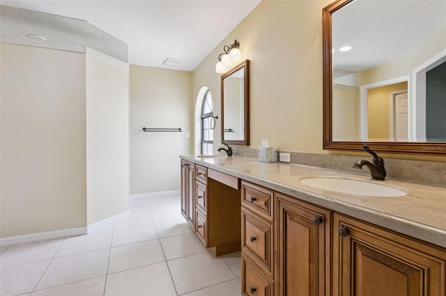 34035 PARK LANE, Leesburg, FL 34788