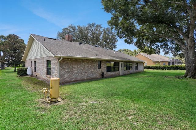 34035 PARK LANE, Leesburg, FL 34788