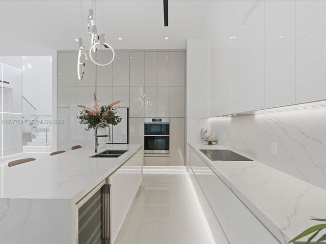 301 190th Street, Sunny Isles Beach, FL 33160
