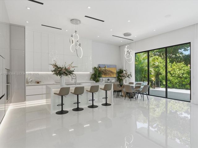 301 190th Street, Sunny Isles Beach, FL 33160