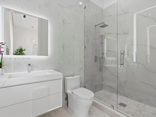 301 190th Street, Sunny Isles Beach, FL 33160