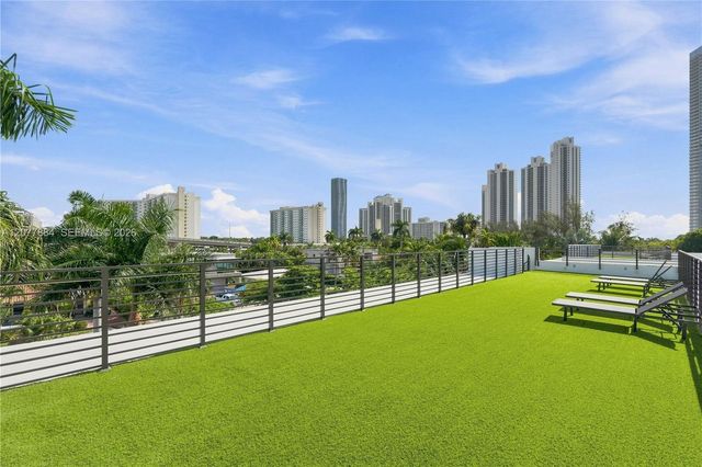 301 190th Street, Sunny Isles Beach, FL 33160