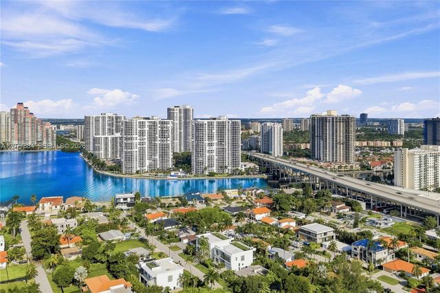301 190th Street, Sunny Isles Beach, FL 33160