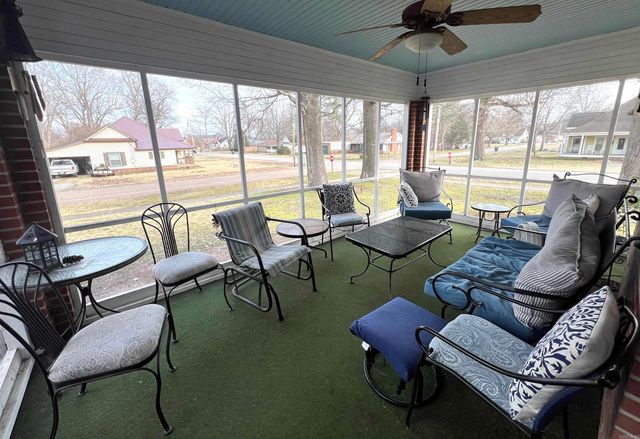 827 W Main Street, Piggott, AR 72454