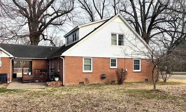 827 W Main Street, Piggott, AR 72454