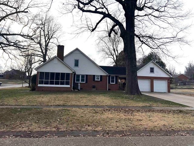 827 W Main Street, Piggott, AR 72454