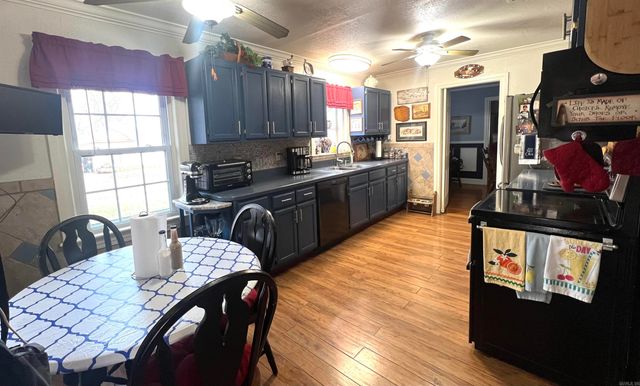 827 W Main Street, Piggott, AR 72454