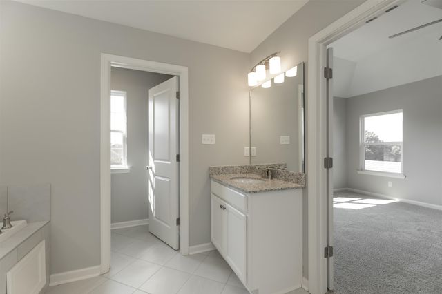 8667 COLLETON WAY, Cordova, TN 38018