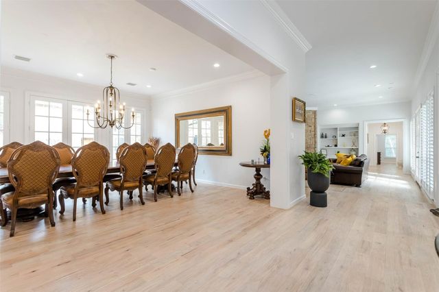 11712 Forest Court, Dallas, TX 75230