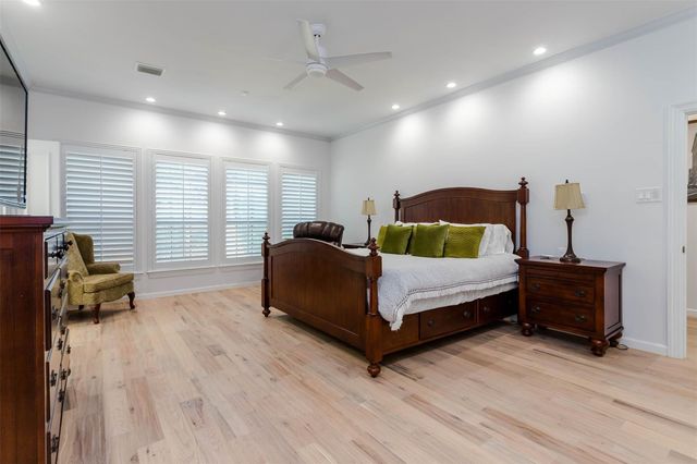 11712 Forest Court, Dallas, TX 75230