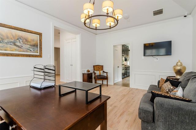 11712 Forest Court, Dallas, TX 75230