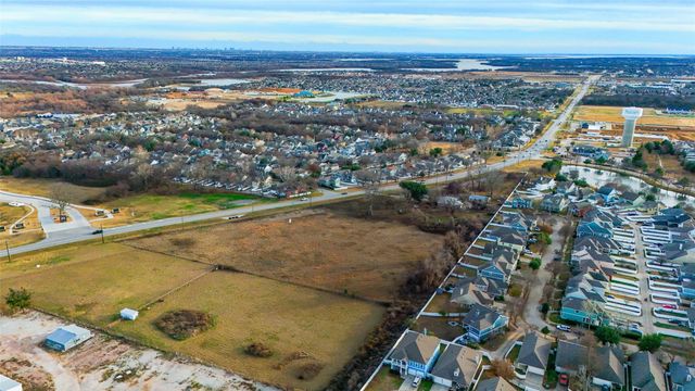 1979 Fm 2931, Aubrey, TX 76227