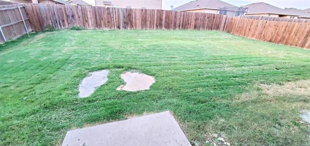 323 Vernon Street, Anna, TX 75409