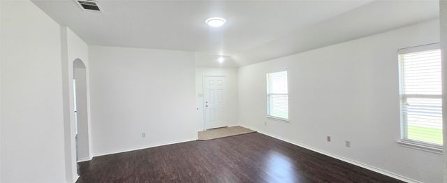 323 Vernon Street, Anna, TX 75409
