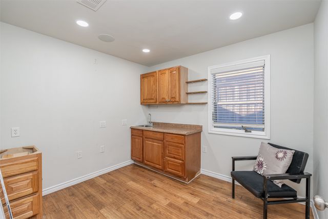 925 W Mitchell Street 1, Arlington, TX 76013