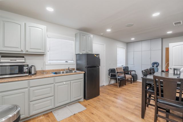 925 W Mitchell Street 1, Arlington, TX 76013
