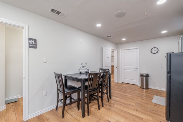 925 W Mitchell Street 1, Arlington, TX 76013