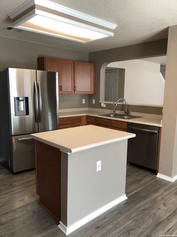 8755 Sunview, San Antonio, TX 78224