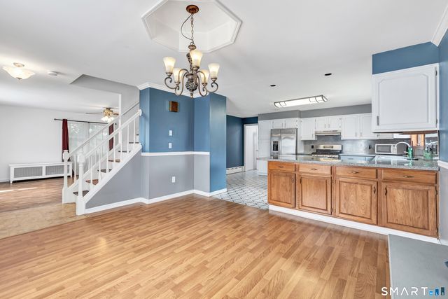 72 Bennett Avenue, Waterbury, CT 06708