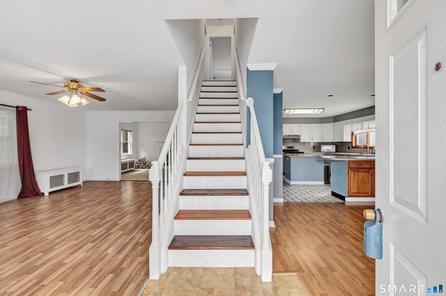 72 Bennett Avenue, Waterbury, CT 06708