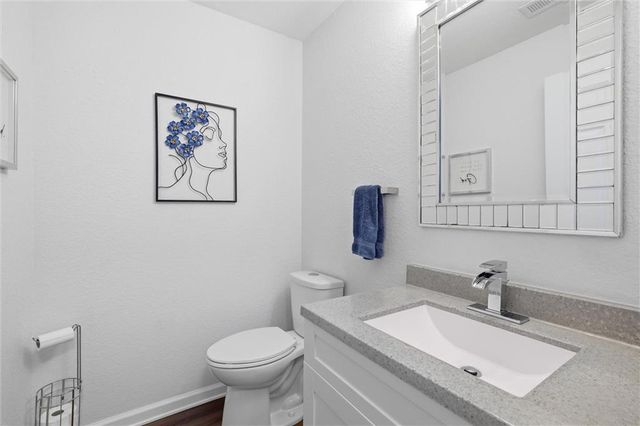 2005 E 24th Terrace, Lawrence, KS 66046