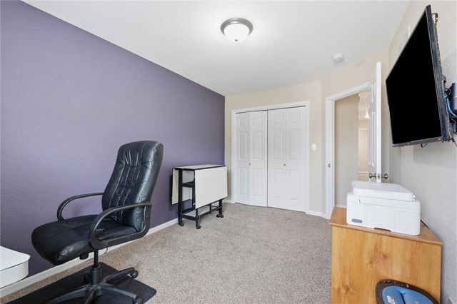 2005 E 24th Terrace, Lawrence, KS 66046