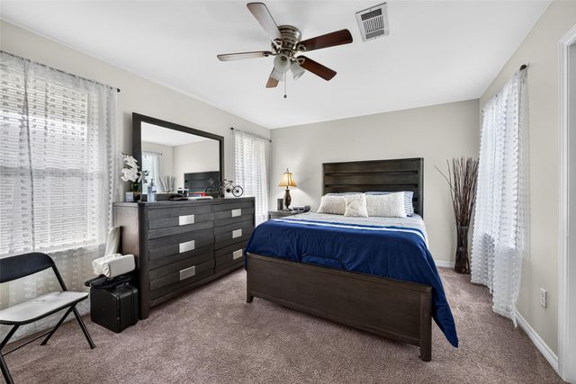 6039 Willow Glen Drive, Houston, TX 77033
