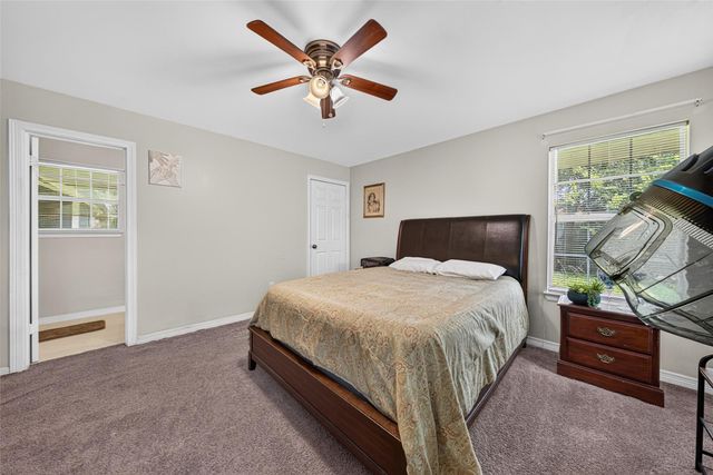 6039 Willow Glen Drive, Houston, TX 77033