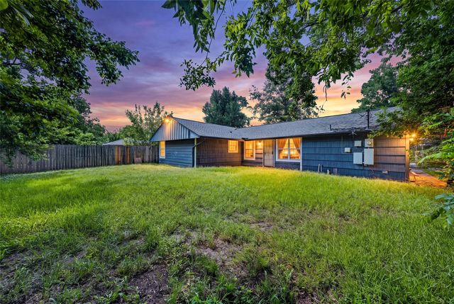 6039 Willow Glen Drive, Houston, TX 77033