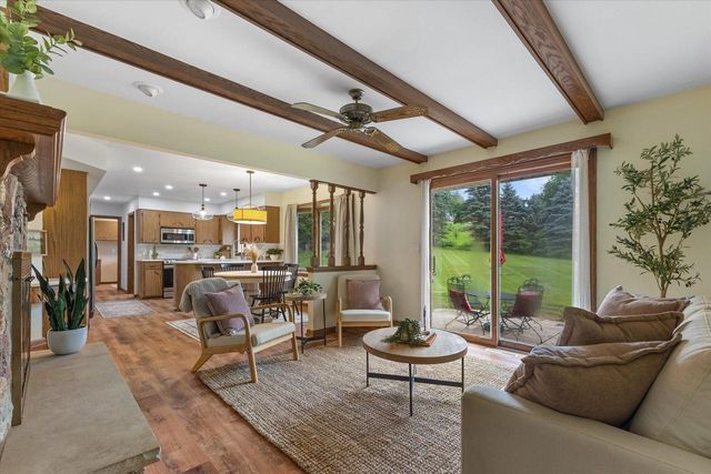 W265N6553 Beacon Hills CIRCLE, Lisbon, WI 53089