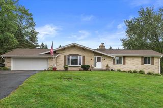 W265N6553 Beacon Hills CIRCLE, Lisbon, WI 53089