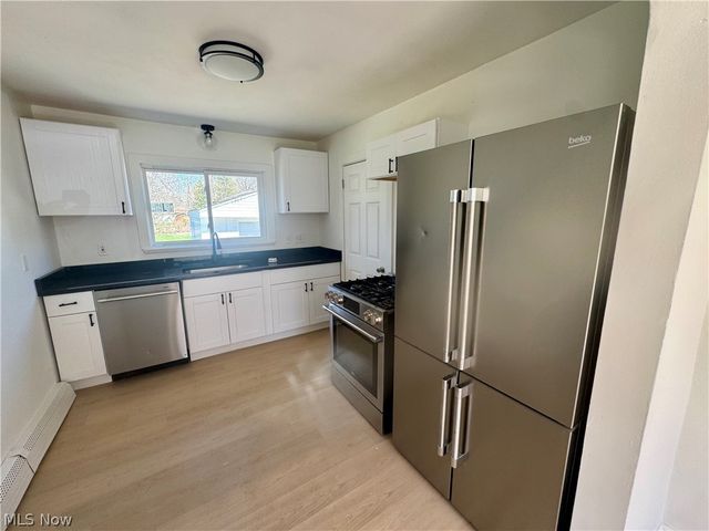 7407 Hawk Avenue, Mentor, OH 44060