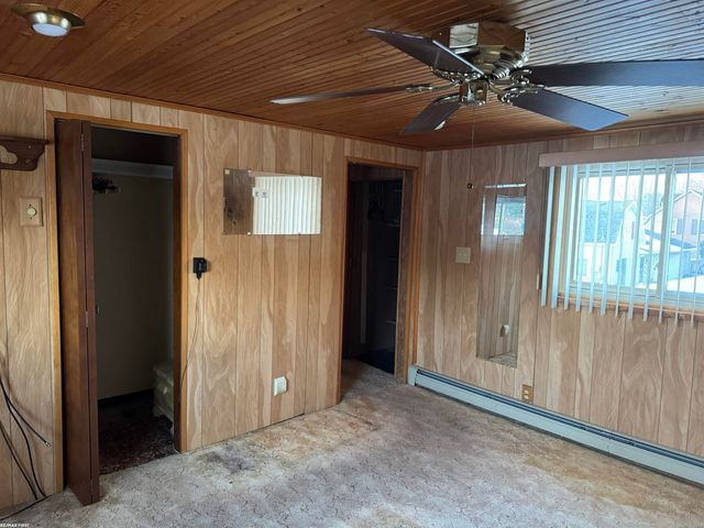 710 Ruskin Avenue, Algonac, MI 48001