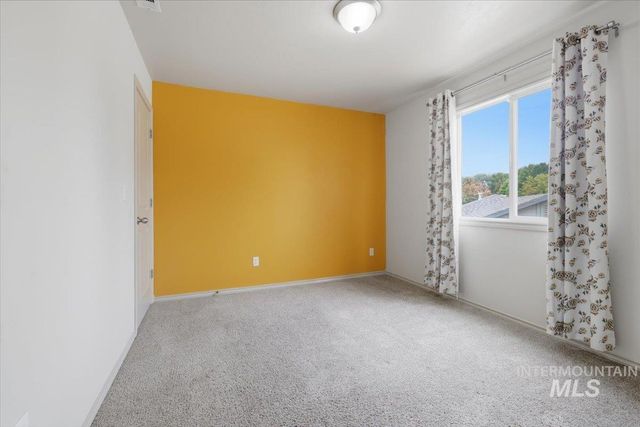 11860 Huckleberry Dr, Nampa, ID 83651