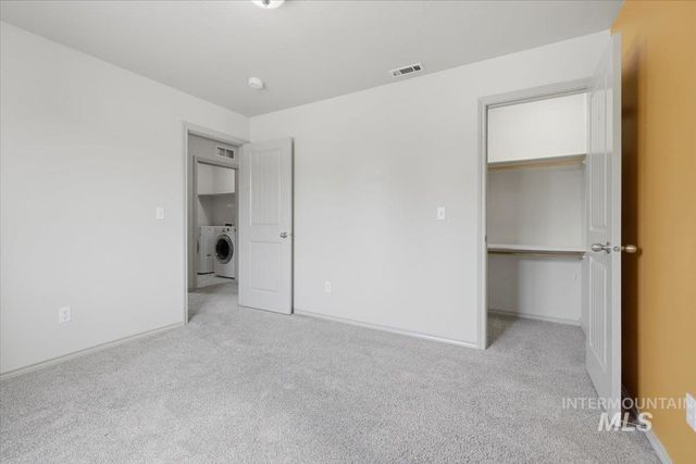 11860 Huckleberry Dr, Nampa, ID 83651