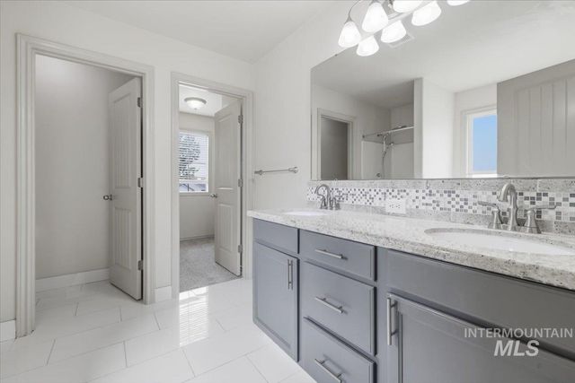 11860 Huckleberry Dr, Nampa, ID 83651