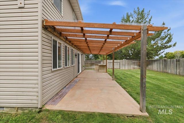 11860 Huckleberry Dr, Nampa, ID 83651