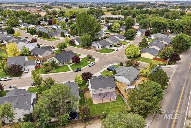11860 Huckleberry Dr, Nampa, ID 83651