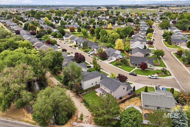 11860 Huckleberry Dr, Nampa, ID 83651
