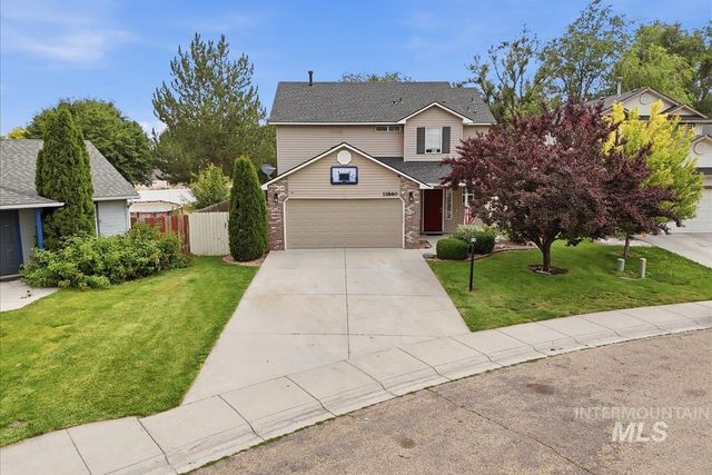 11860 Huckleberry Dr, Nampa, ID 83651
