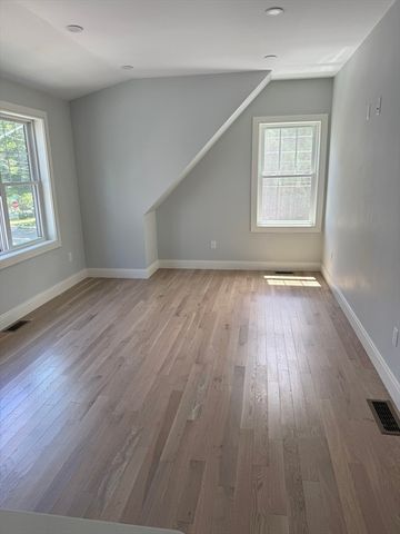 95 Prospect Street ADU 1, Wakefield, MA 01880
