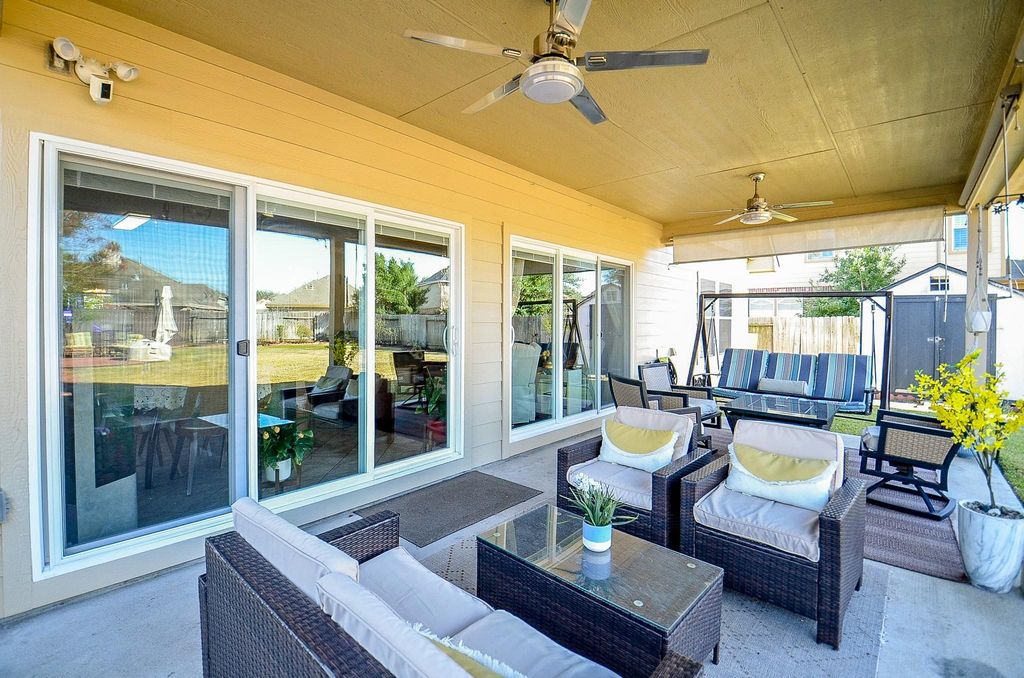 Image 32 of property listing at 3115 Sachse Court, Katy, TX 77449