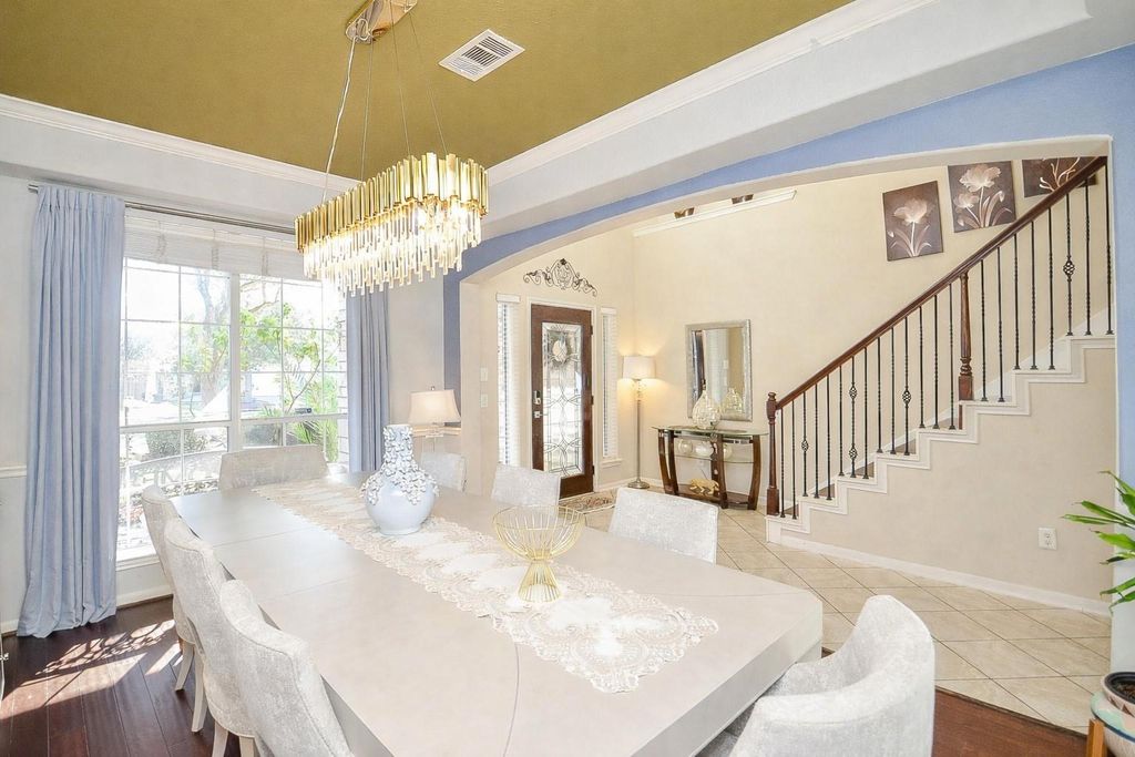 Image 4 of property listing at 3115 Sachse Court, Katy, TX 77449