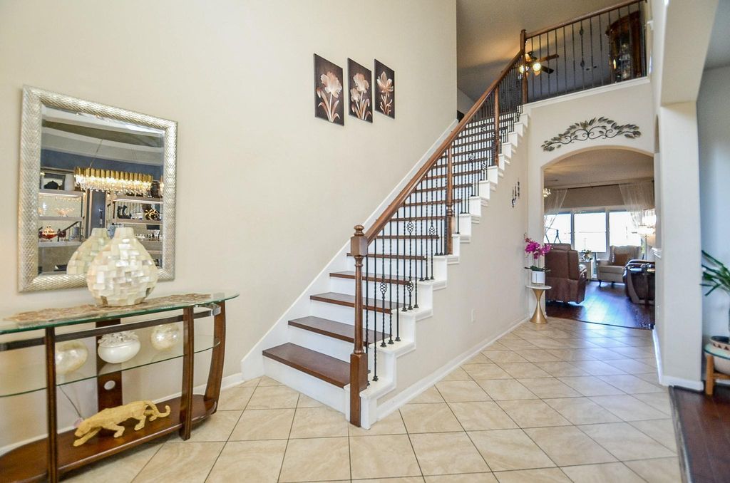 Image 6 of property listing at 3115 Sachse Court, Katy, TX 77449