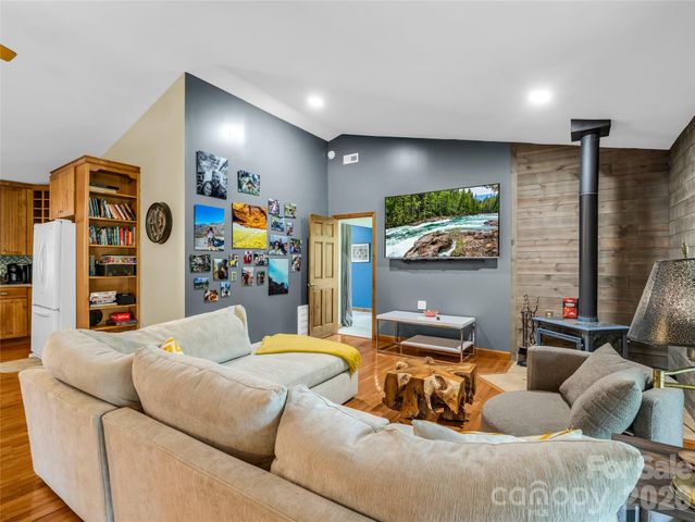 122 Raptor Court, Lake Lure, NC 28746